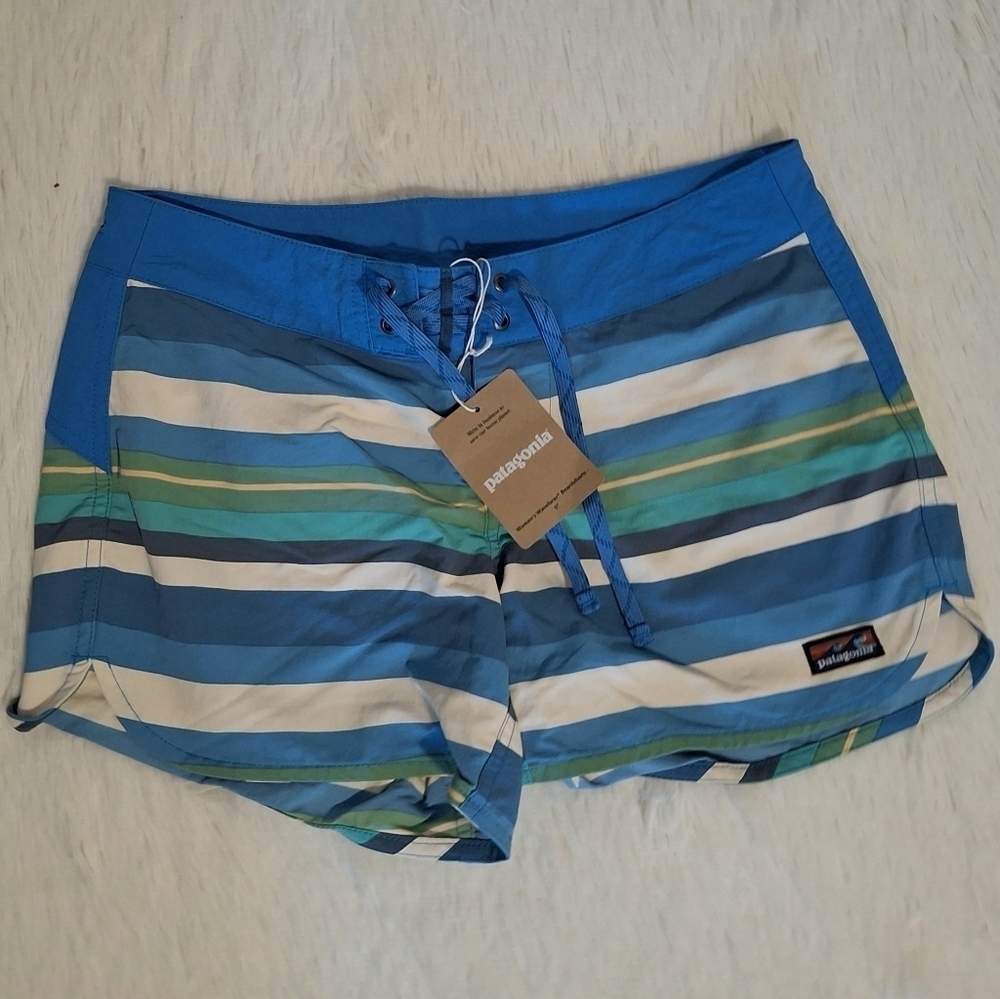 Patagonia Women's Wavefarer Boardshorts - 5" - Picture 3 of 5